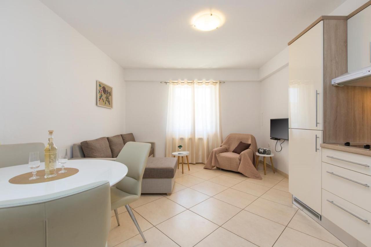 Apartment Xenia & Desiderio