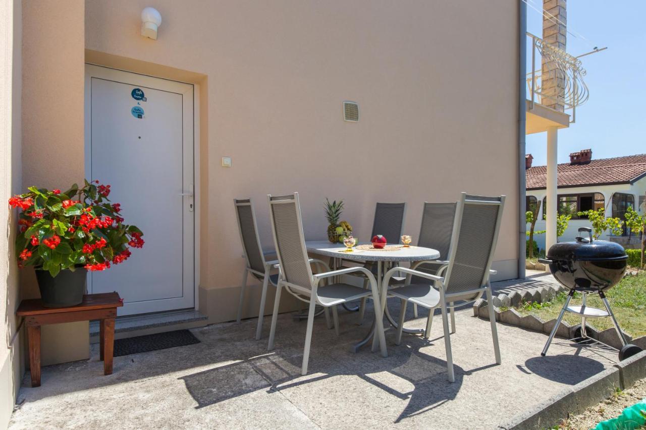 Xenia & Desiderio Apartment
